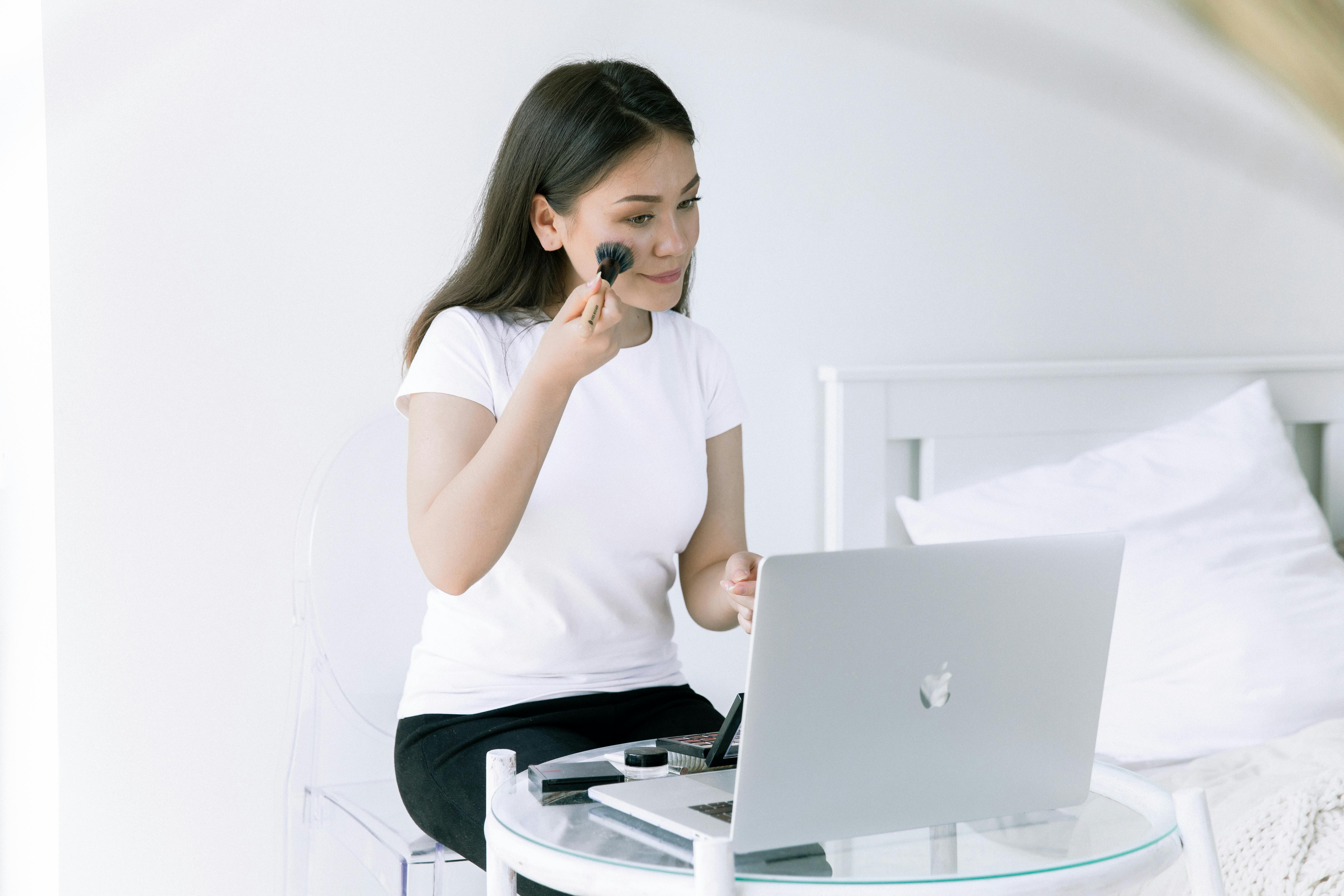 UP主摄影风格头像